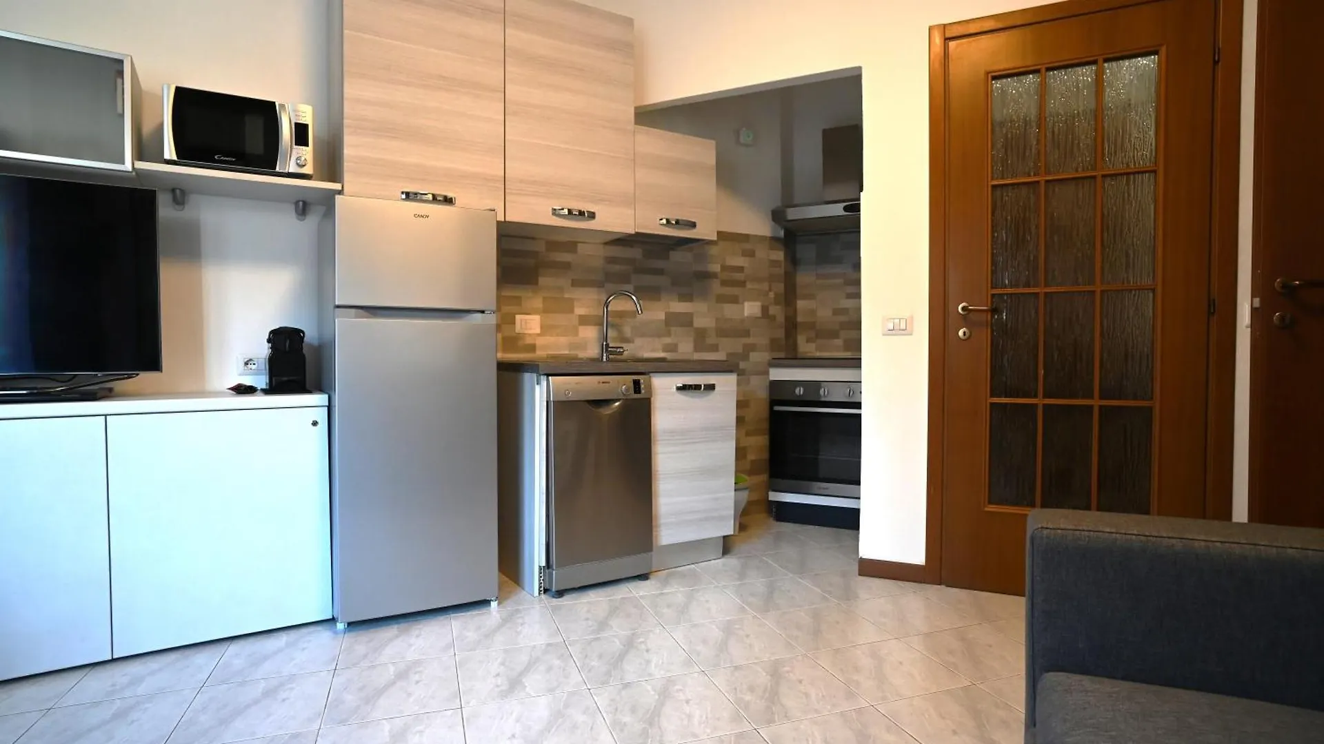 Апартаменты Casa Di Cesare Милан 0*,  Италия
